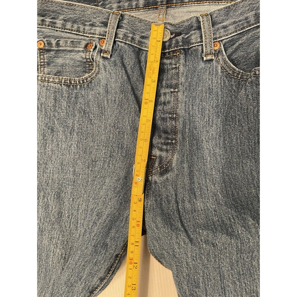 Levi’s 501 Jeans Men’s Size 32”x36” Medium Wash Button Fly Straight - Picture 4 of 7